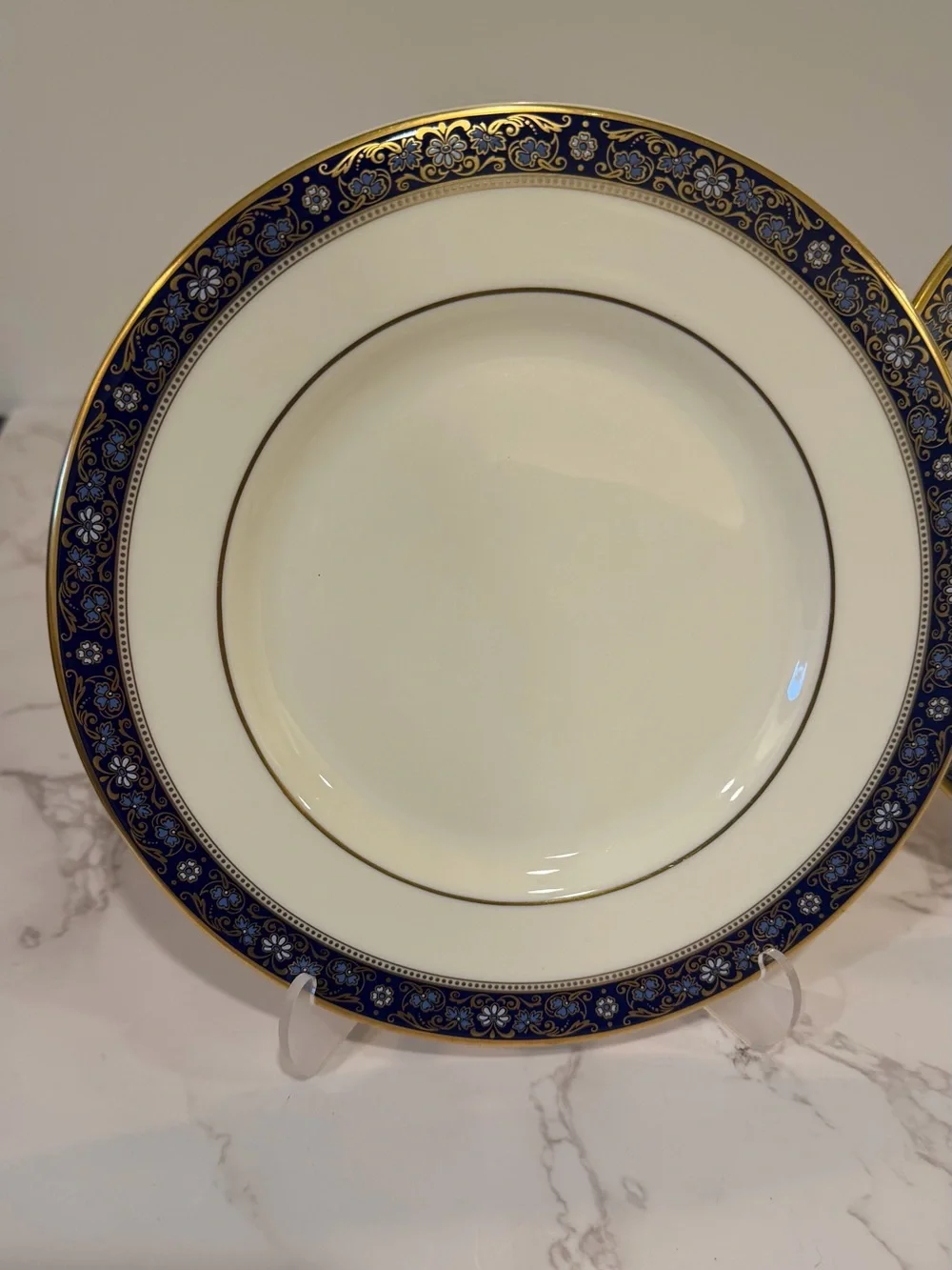 Minton Royal Doulton Edinburgh Fine Bone China Salad Plates Set of 2. 8 inch